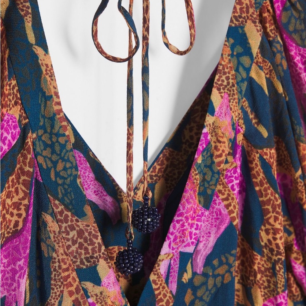 Farm Rio Jirafas Ruffled Blouse. - Picture 4 of 8